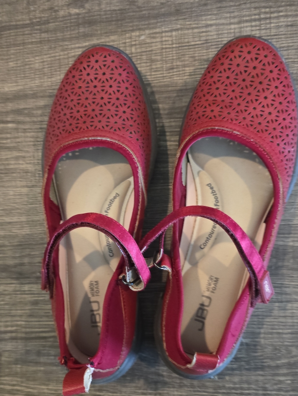 JBU Women's Red Laser-Cut Mary Jane Flats